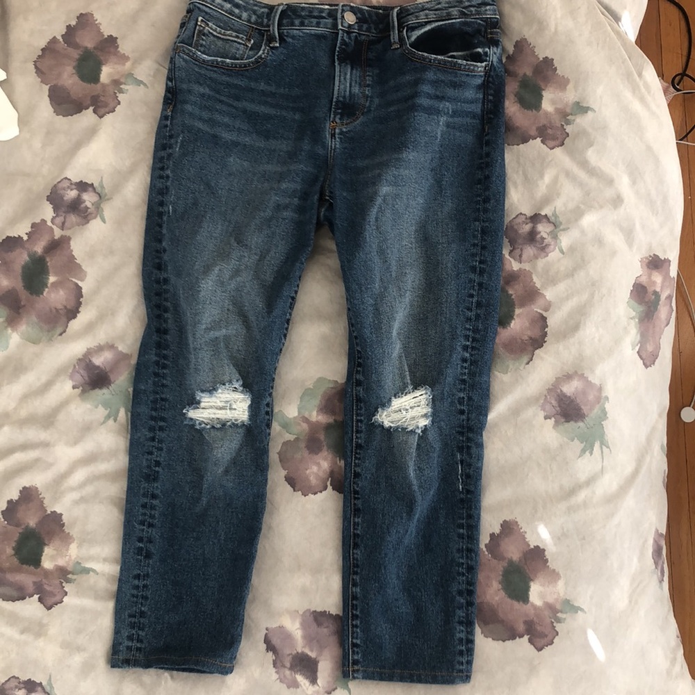 High waisted straight cropped ripped jeans